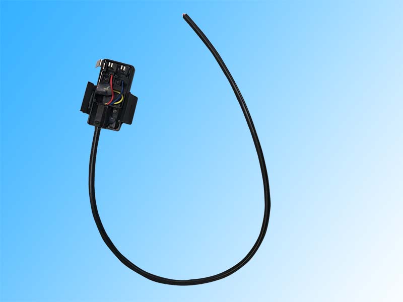 黑色支路連接插頭