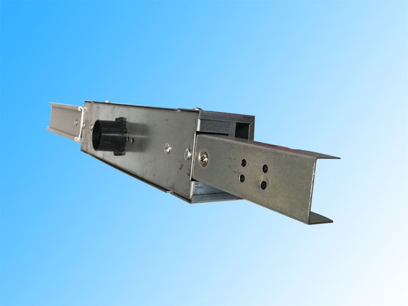 照明母線中間進(jìn)線盒