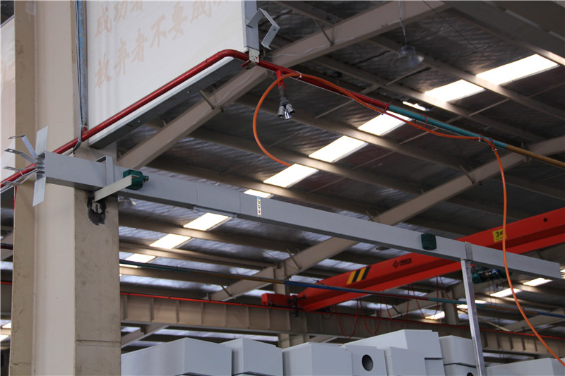 軌道照明母線槽